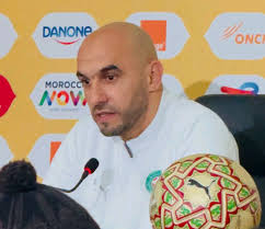 nickson kibabage anafaa au afai kuja YANGA kula zenu jamani mi binafsi  anafaa??