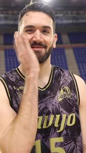 🎥 Jenaro Díaz: "A los aficionados sólo les pido que vengan una vez, hagan  ese #Reset y nos den una oportunidad, luego que decidan si quieren volver"  El coach repasa algunas cuestiones