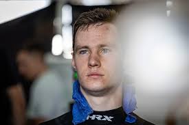 A pesar de la adversidad en la Sprint, nuestro Piloto Mbareté demostró  determinación para seguir acelerando durante la Carrera Feature,  conquistando un valioso punto desde la P10 en Bahrain. Con pasión y