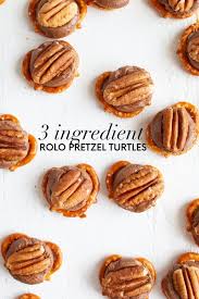Rolo Pretzel Turtles Recipe Rolo Pretzels Sweet Treats Recipes Christmas Baking Easy