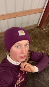 Nfr 2022 Barrel Racing Horse Twisted Its Leg