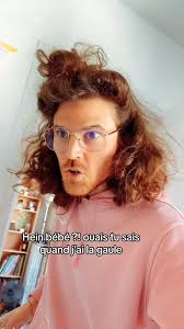 Pourtant c'est scientifique, mais elle n'a pas l'air d'être enchantée la  grande 😚