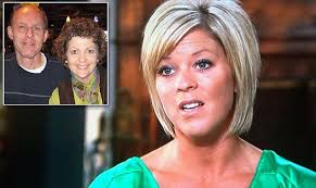 Melissa Nelson Emotional Dental Assistant Who Was Fired For Being Too Attractive Tells How She Is Struggling As A W Bob Hairstyles Dental Assistant Hairstyle