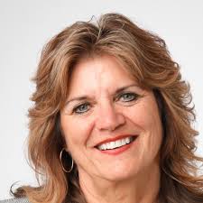 I HATE SAFECO HOME INSURANCE. BAD!!!! Is $4800/year really the going rate?!  Who do y'all use? I do want to keep my $1k deductible and not move to a  percentage. Any advice