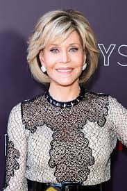 A list of jane fonda hairstyles including jane fonda hairstyles 1970, how to curl hair like jane fonda, jane fonda haircut instructions, and more. Jane Fonda Bob Medium Hair Styles Hair Styles Jane Fonda Hairstyles