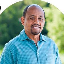 Sanofi Biopharmaceutical Industry Fellowship Program by Massachusetts  College of Pharmacy and Health Sciences