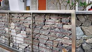 Model pagar besi ini merupakan model pagar yang paling banyak diaplikasi pada rumah minimalis. 20 Desain Pagar Batu Kali Yang Tidak Kalah Dengan Pagar Lainnya