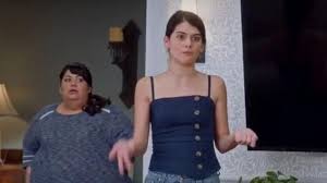 Reformation Shell Top Navy Worn By Sabrina Pemberton Sofia Black D Elia In The Mick S02e18 Spotern