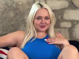 Adult stars at war over UKs new porn laws as one screams you need head  checking - Daily Star