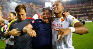 Youtube kanalımın linki 👇🏼⬇️ www.youtube.com/yilmazvural53. Goztepe Yi Super Lig E Cikaran Yilmaz Vural Hungur Hungur Agladi Dailymotion Video