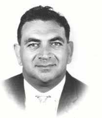 Singer Family History: Last Name Origin & Meaning