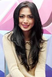 Rupanya hal itu lantaran penampilannya yang dinilai semakin seksi dan terbuka. 7 Jessica Iskandar Ideas Jessica Actress Bra Size How To Get Followers