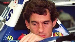 Durant les qualifications, le débutant autrichien roland ratzenberger perdit le contrôle de sa modeste simtek à l'abord de tosa et vint percuter le muret à près de 320 km/h ! Senna S Death Eyewitness At Imola Eurosport