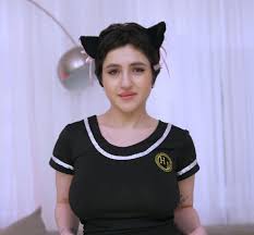 Morta Lola - Free nude pics, galleries & more at Babepedia