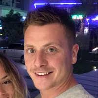 Ashley Easton's Instagram, Twitter & Facebook