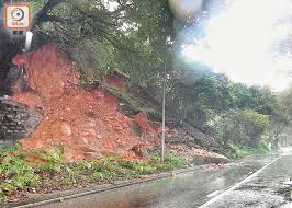日本北海道剛受到颱風飛燕吹襲，周四（6日）凌晨南部又發生黎克特制6.7級地震。以下為最新情況： ●官員指8人證實死亡，125人受傷、20人失蹤。 ●來往北海道的新幹線及當地火車停駛。 ●當局正評估各地受損情況，有道路斷裂。 ●政府成立應急小組，以搜救為優先任務，派出25000名自. é¨å­£å°è³é¨æå±±æ³¥å¾ç æ±æ¹æ¥å ±