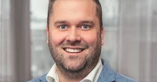 Martin Lundgren's Instagram, Twitter & Facebook