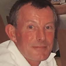 Notre ancienne professeur d'anglais Madame Monique Petitcolas passe le  bonjour à toutes les personnes la connaissant (vous êtes nombreux) et leur  souhaite de bonnes fêtes de fin d'année. je lui transmettrais bien