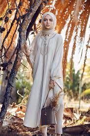 Tugba Venn Giyim Tesettur Giyim Kap Pardesu Ss17 Ilkbahar Yaz Yenisezon Trend Moda Sal Esarp Tunik Kap Etek P Islami Giyim Giyim Kadin Giyim
