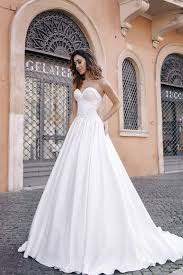 Zum verkauf kommt ein neues sehr schönes kleid in cremefarben mit herzausschnitt. Brautkleider Mit Herzausschnitt Fur Ludwigsburg Stuttgart Und Umgebung Happy Bride De We Love Happy Brides Verkauf Vermietung