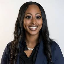 Elsa Araya, Real Estate Agent in Los Angeles