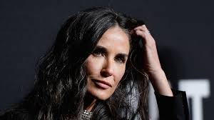 Born november 11, 1962) is an american actress and film producer. Demi Moore Hat Schlimme Zeiten Durchgemacht