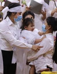 Ca sĩ vân quang long, cựu thành viên nhóm 1088, đột ngột qua đời ở tuổi 41 vì đột quỵ, sáng sớm 29/12. K6rsifvchasucm