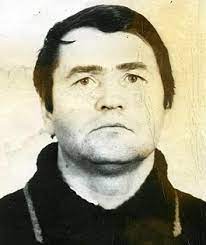 Іван дзюба, не сприйнятий розбурханим залом, вимушений був зійти з трибуни, з якої виголошував промову. Dzyuba Ivan Mihajlovich Vikipediya