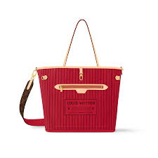 Newness Collection for Bags and Small Leather Goods | LOUIS VUITTON ®