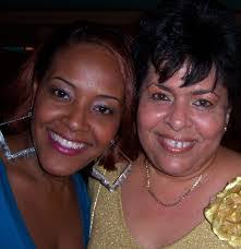 Nadia Bryson's Instagram, Twitter & Facebook