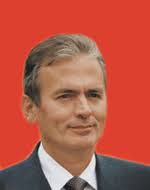 Olyannak mutatja be a világot előttük, amilyen sohasem. Category Gyula Thurmer Wikimedia Commons