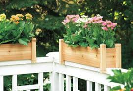 Add these deck rail planter boxes to your wooden balcony or deck rail for an instant garden anywhere! Planter Box Plans Insteading