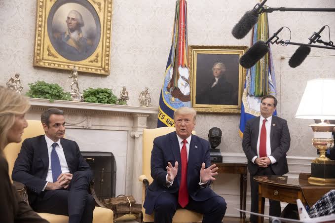 Trump Retreats From Threat to Attack Iranian Cultural Sites | Fortune