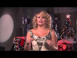 Miranda Lambert S Blake Shelton S Not So Family Christmas Interview Youtube