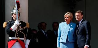 Brasils president jair bolsonaro sier at regjeringen mangler ressurser til å slukke brannene som herjer regnskogen i amazonas. Macron Utlovar Stora Forandringar Gp