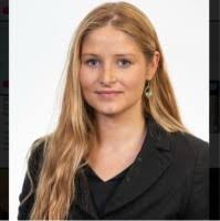 800+ profilů „Rushe“