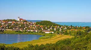 Bekijk het gevarieerde aanbod vakantiewoningen, villas, appartementen en b&bs in balatonmeer (hongarije). Het Balatonmeer De Zee Van Hongarije De Vakantiediscounter