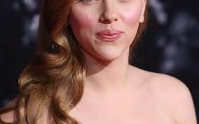Don't miss our article regarding the best hairstyles for if you have a broad forehead and strong cheekbones with a narrow chin, then you have a heart face. Top 5 Hairstyles For Heart Shaped Faces Be Inspired