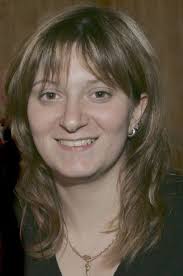 Laurene PENNISI, 42 ans (ORANGE, BAGNOLS SUR CEZE, VEDENE)