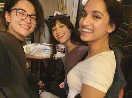 Leigh and eric have said the show is going to make mal more likeable. Shadow And Bone Netflix Tv On Twitter Jessie Mei Li Via Her Ig With Sujaya Amita I Can T Tell You How Much I Love My Sisters Xxxxxxxx So Glad We Found