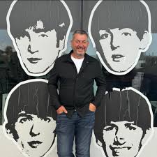 Had the E5 for two weeks now, everything great with it, but last couple of  days the 'check airbag' light keeps coming