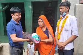Her zodiac sign is sagittarius. Rajasthan Family Names Infant Sonu After Sonu Sood Arranges For Her Life Saving Surgery