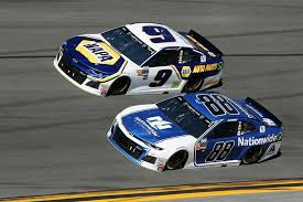 Flying debris injured five spectators, one taken to the hospital. Pin By Juan Martin Garcia Aguirre On Chase Elliott Nascar Race Cars Nascar Racing Chase Elliott Nascar