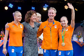 Maybe you would like to learn more about one of these? Prijs Voor Sanne En Lieke Wevers Uit Oldenzaal Foto Tubantia Nl