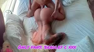 Fit Babe follada duro y tragar semen- Bradley C XXX