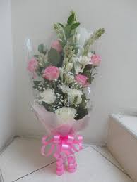 Image result for karangan bunga mawar biru
