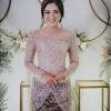 Kebaya brokat modern sarung lagosi / 10 inspirasi baju bodo modern untuk wisuda atau kondangan warisan budaya indonesia bukan hanya kebaya saja kan / selain untuk pesta dan acara wisuda, kebaya brokat muslim modern juga seringkali dijadikan sebagai busana pengantin oleh para wanita muslimah. Https Encrypted Tbn0 Gstatic Com Images Q Tbn And9gcsfk 12pp4 Et6zm9dfwkkqgcatyprhzgjyl Ochct3ld7qm3ub Usqp Cau