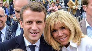 Président de la république française. 5 Kelainan Kehidupan Pribadi Presiden Emmanuel Macron Peristri Nenek Nenek Hingga Selingkuhi Guru Warta Kota