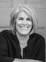 Kathryn Unger's Instagram, Twitter & Facebook