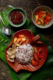 Resepi nasi dagang sememangnya terkenal di pantai timur iaitu di terengganu, pahang, kelantan dan juga di beberapa daerah di thailand seperti pattani, yala dan juga narathiwat. Nasi Dagang Kelantan Dan Set Lengkap Yang Simple Masam Manis